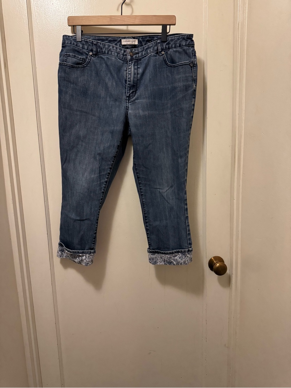Coldwater Creek Denim Cropped Jeans in Medium Blue with Patterned Cuff